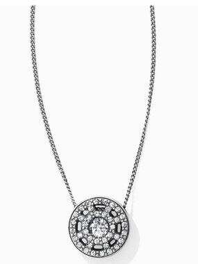 NWOT Brighton adjustable Necklace in Petite Ilumina Pattern
